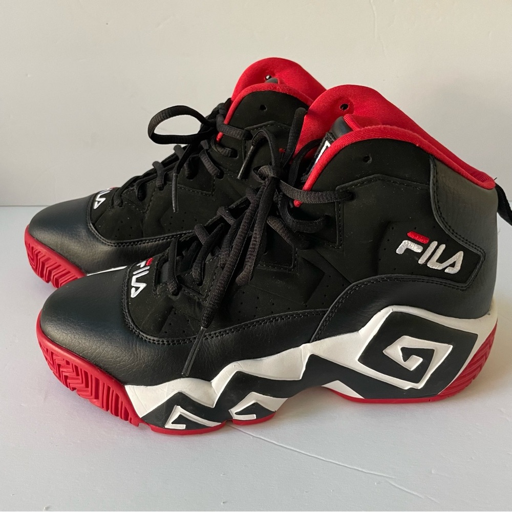 FILA MB Black/White/Red Size 6